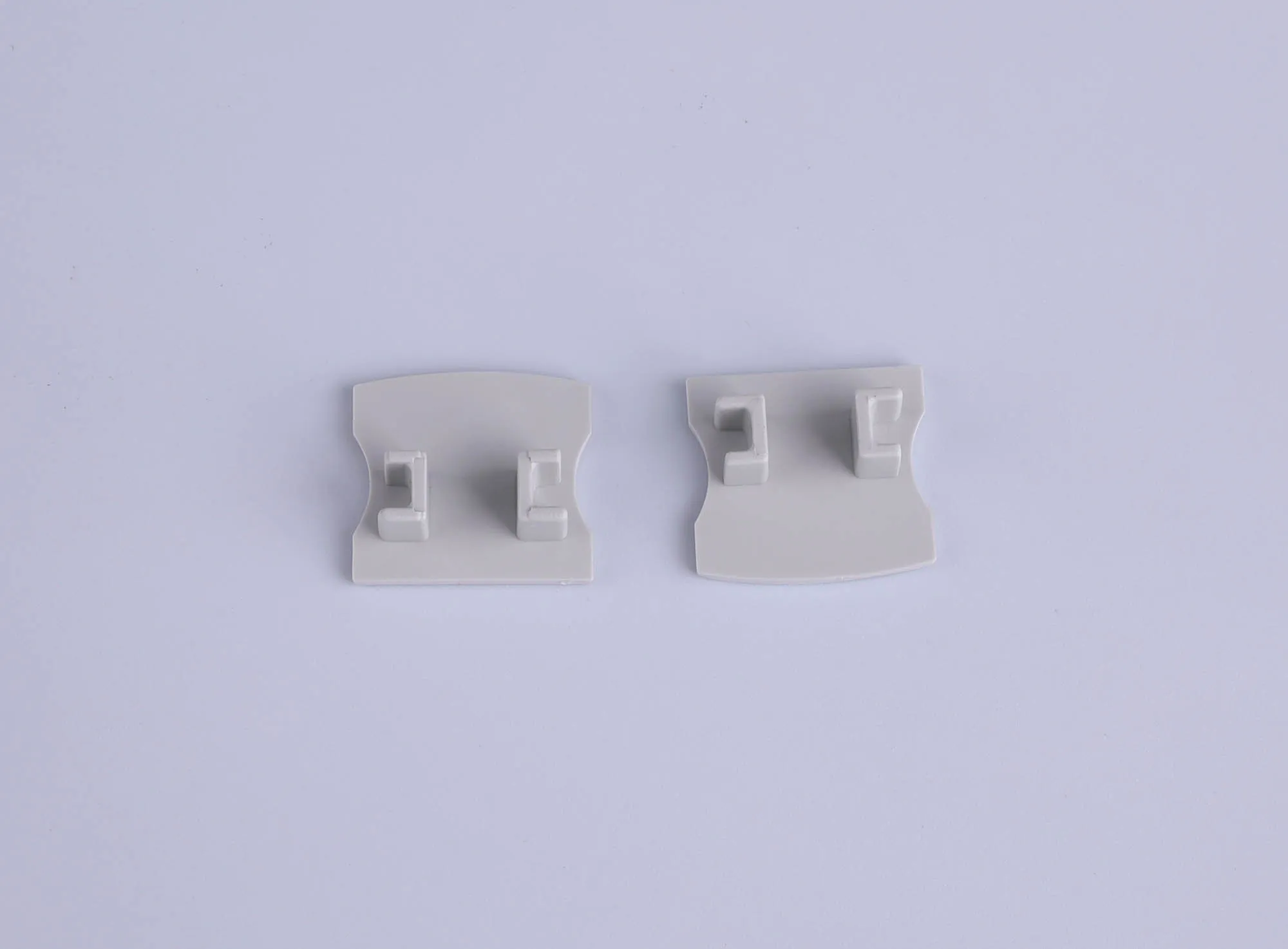 Tiras 17.3 x 15.7mm Grey Profile End Cap Without Hole (1pc) for M7394 M7400  Mantra Fusion Tiras LED Profile